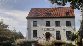 B&B Eikenlaan 12